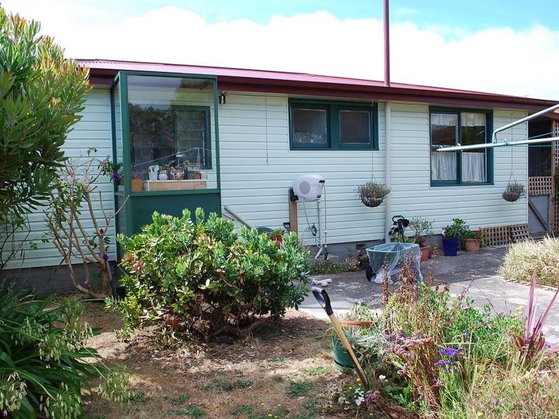 5 Rose Street, Wynyard TAS 7325