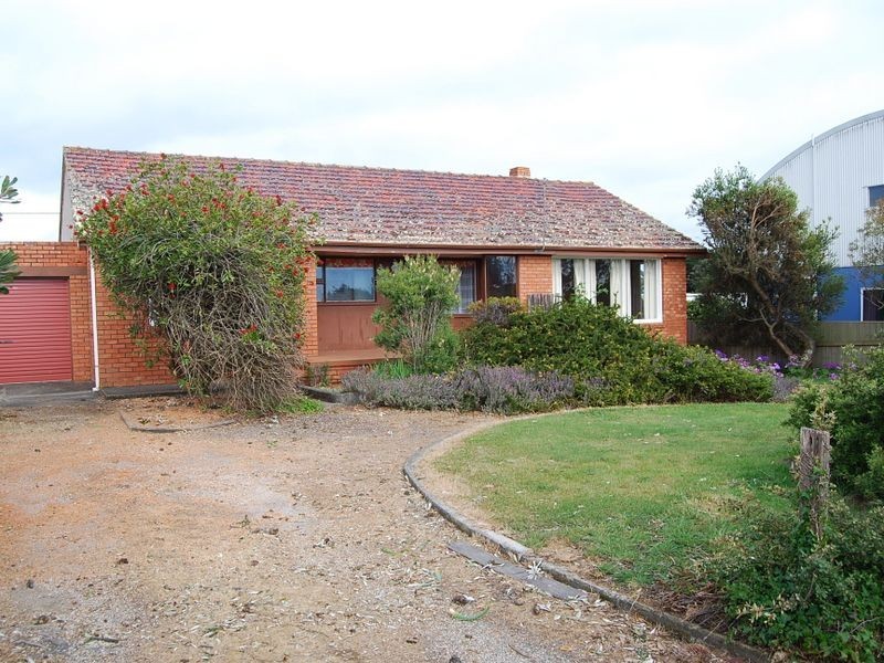 227 Old Bass Highway, Wynyard TAS 7325