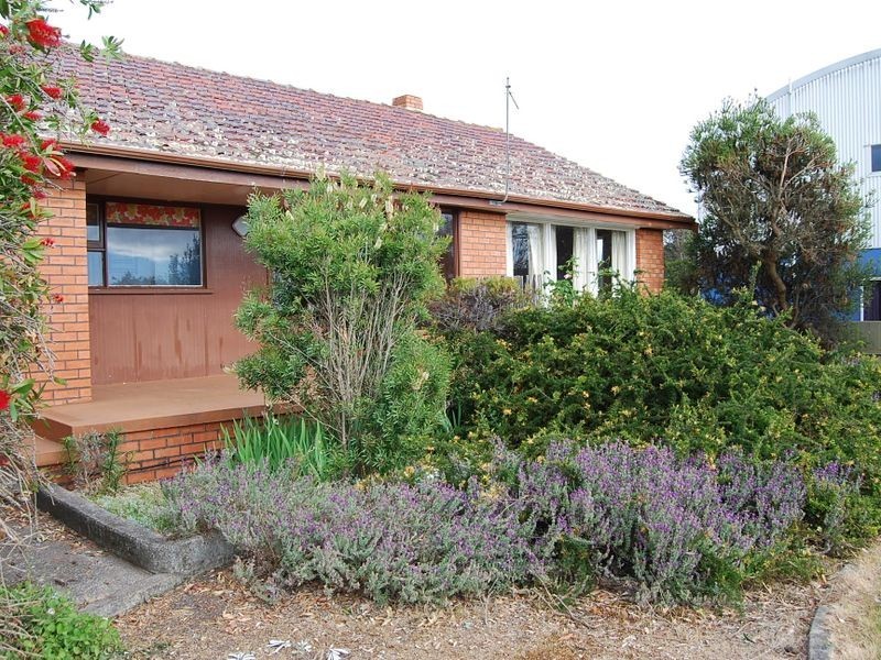 227 Old Bass Highway, Wynyard TAS 7325