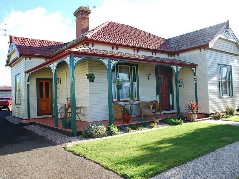 42 Saunders Street, Wynyard TAS 7325