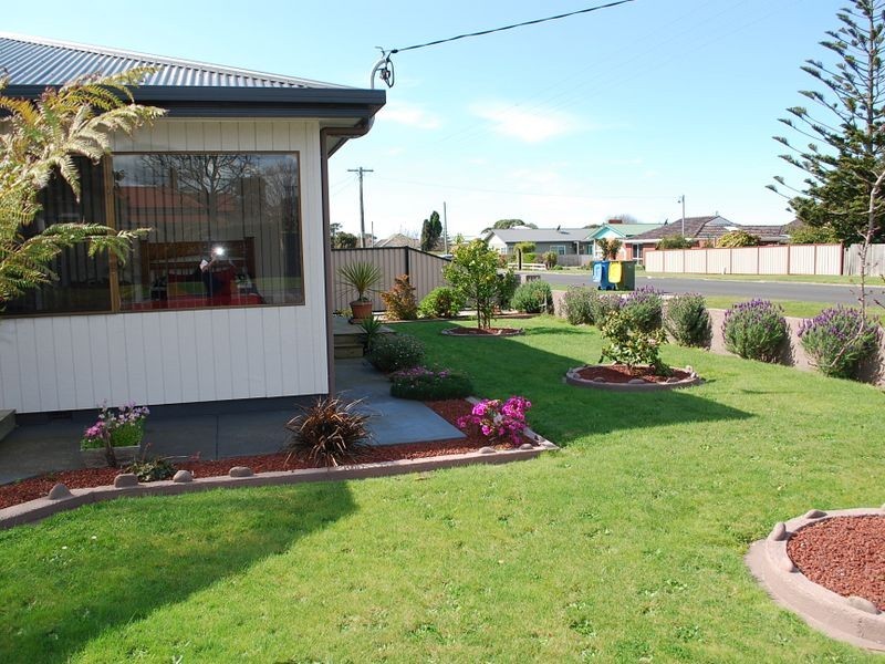 1/57a Saunders Street, Wynyard TAS 7325