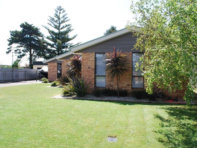 33 Walker Street, Wynyard TAS 7325