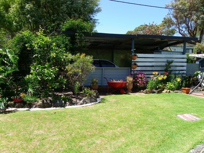 2 Pine Street, Sisters Beach TAS 7321