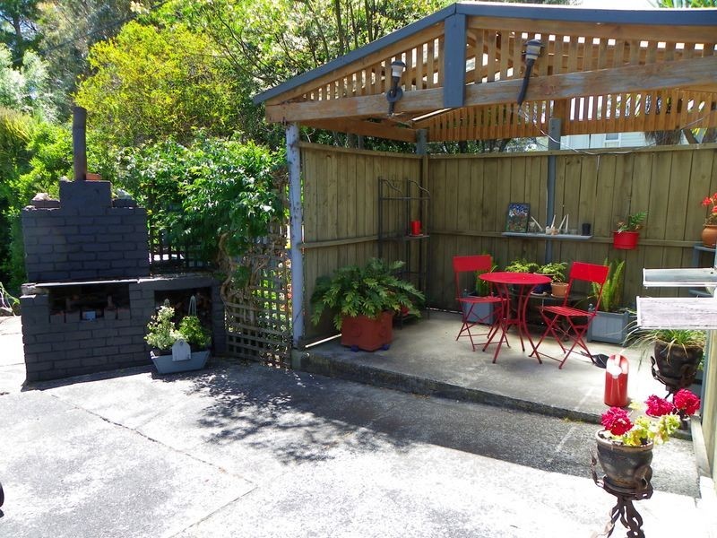 2 Pine Street, Sisters Beach TAS 7321