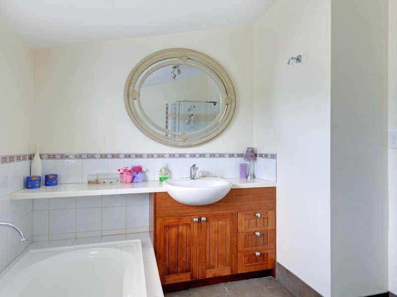 4 Bells Parade, Somerset TAS 7322