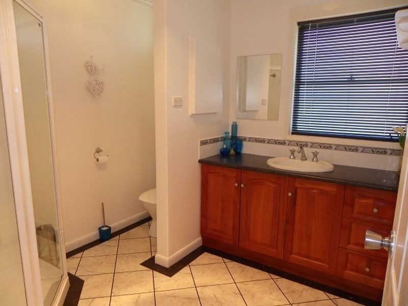 4 Kenelm Avenue, Sisters Beach TAS 7321