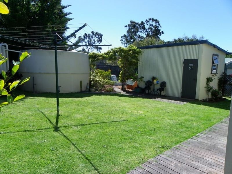 4 Kenelm Avenue, Sisters Beach TAS 7321