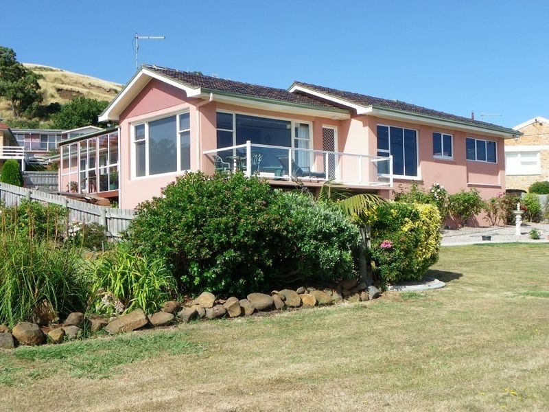 277 Bass Highway, Ocean Vista TAS 7320