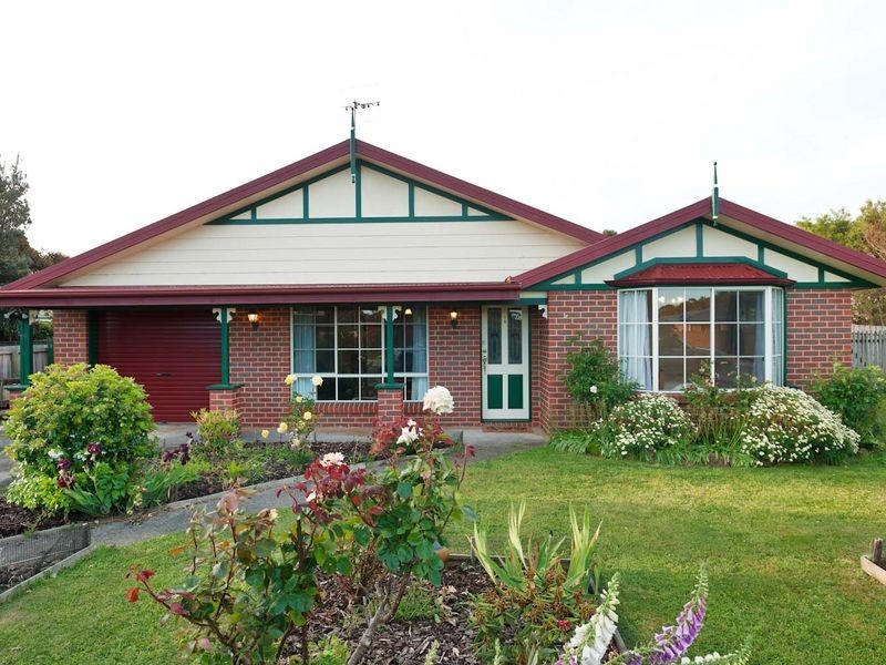 14 Freestone Crescent, Wynyard TAS 7325