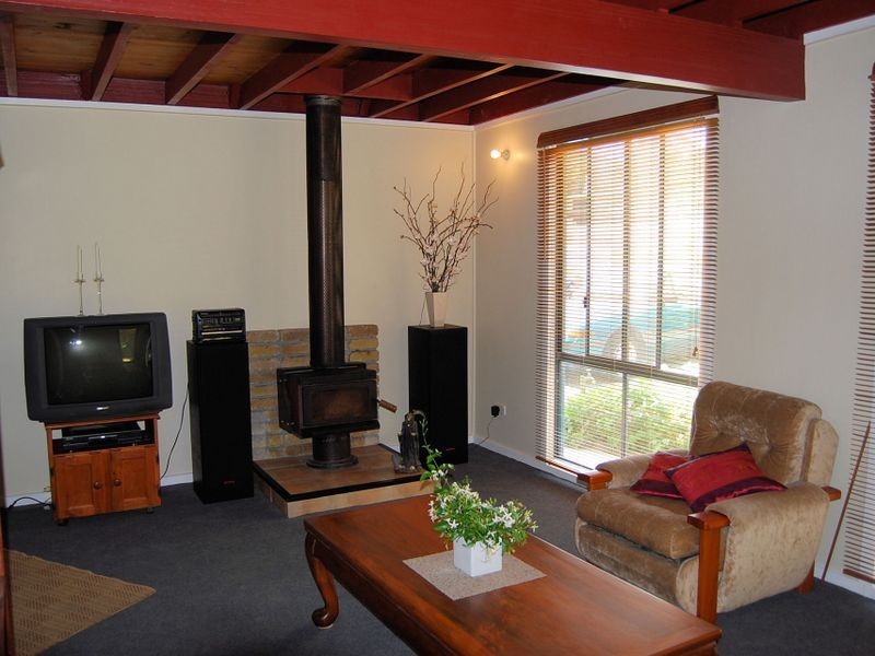 39 Irby Circus, Sisters Beach TAS 7321