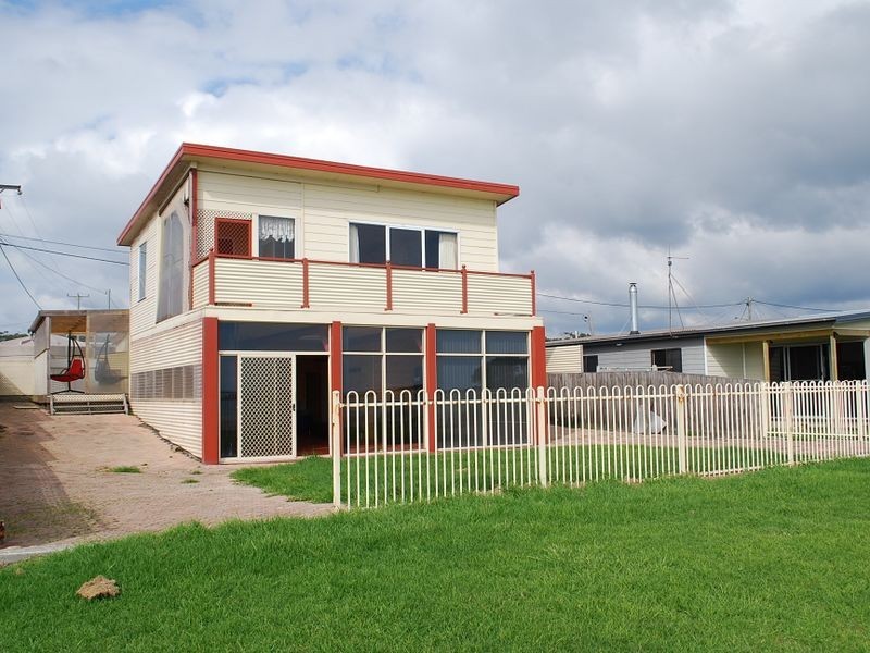 19 Charles Street, Black River TAS 7321