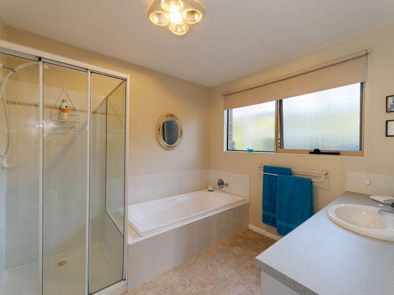 34 Freestone Crescent, Wynyard TAS 7325