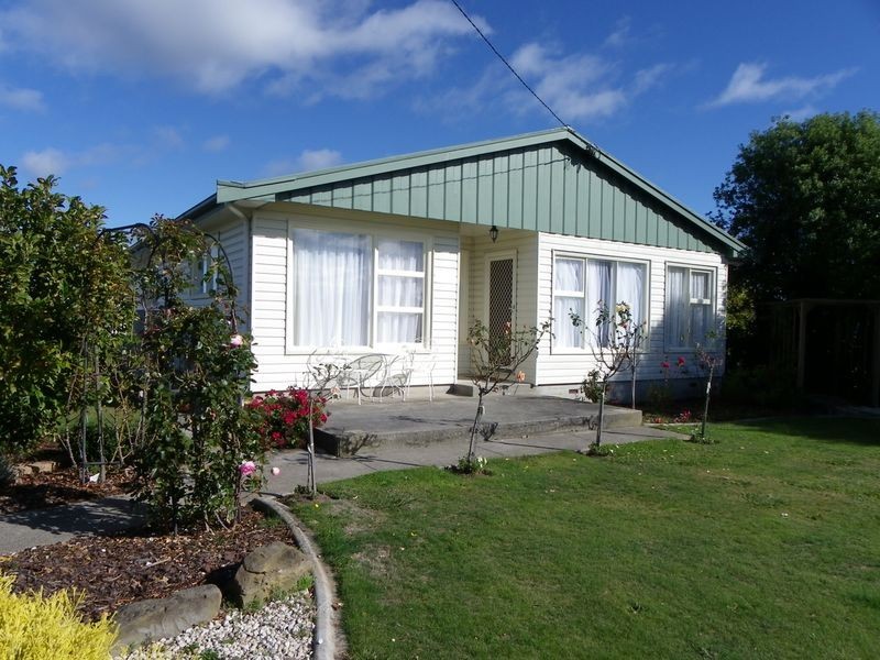 16 Hogg Street, Wynyard TAS 7325