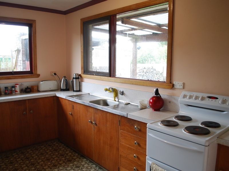 143 Inglis Street, Wynyard TAS 7325