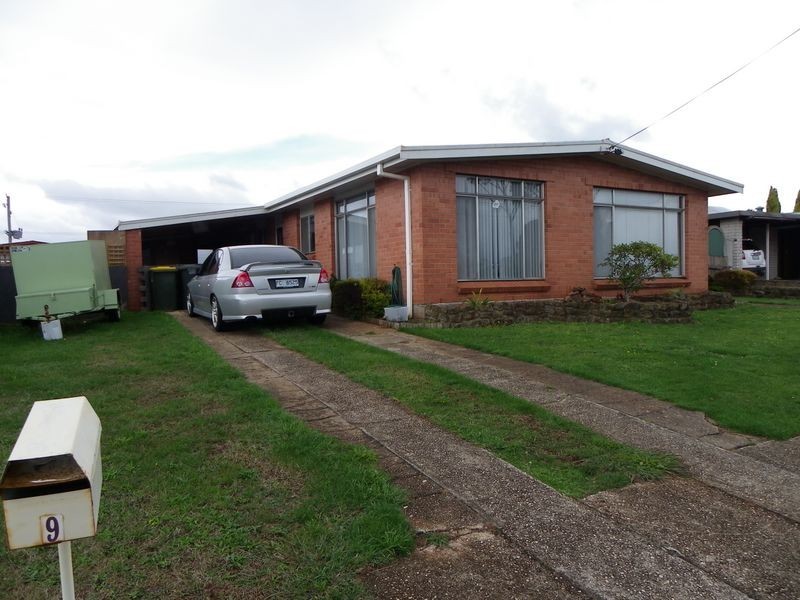 9 Oonah Crescent, Somerset TAS 7322