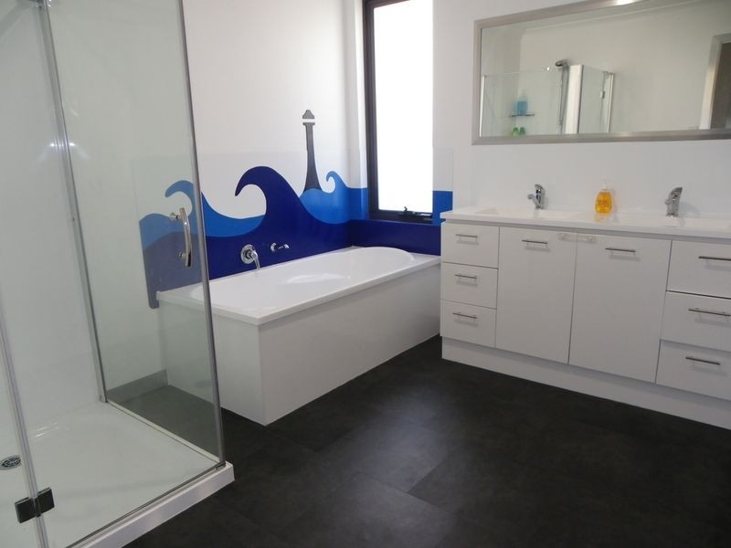 11 Plummer Court, Somerset TAS 7322