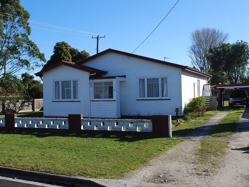 23 McArthur Street, Wynyard TAS 7325