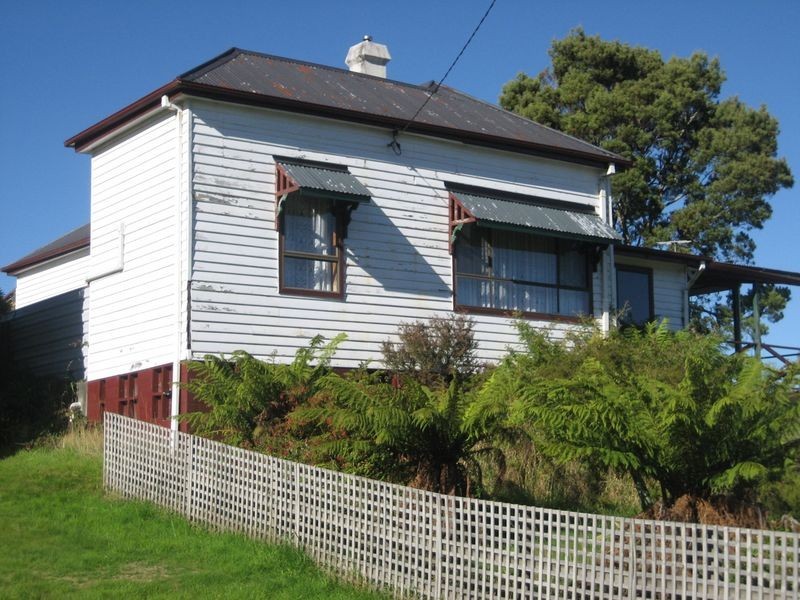 111 Main Street, Zeehan TAS 7469