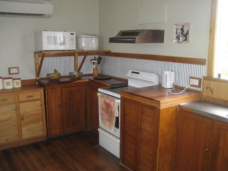 111 Main Street, Zeehan TAS 7469