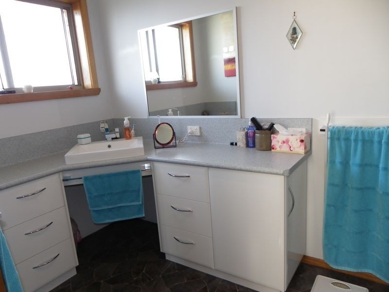 1/78 Saunders Street, Wynyard TAS 7325