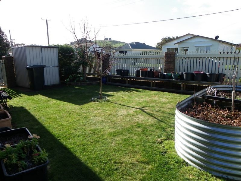 1/78 Saunders Street, Wynyard TAS 7325