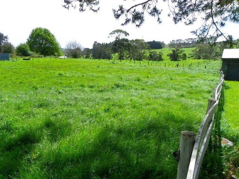 16796 Bass Highway, Flowerdale TAS 7325