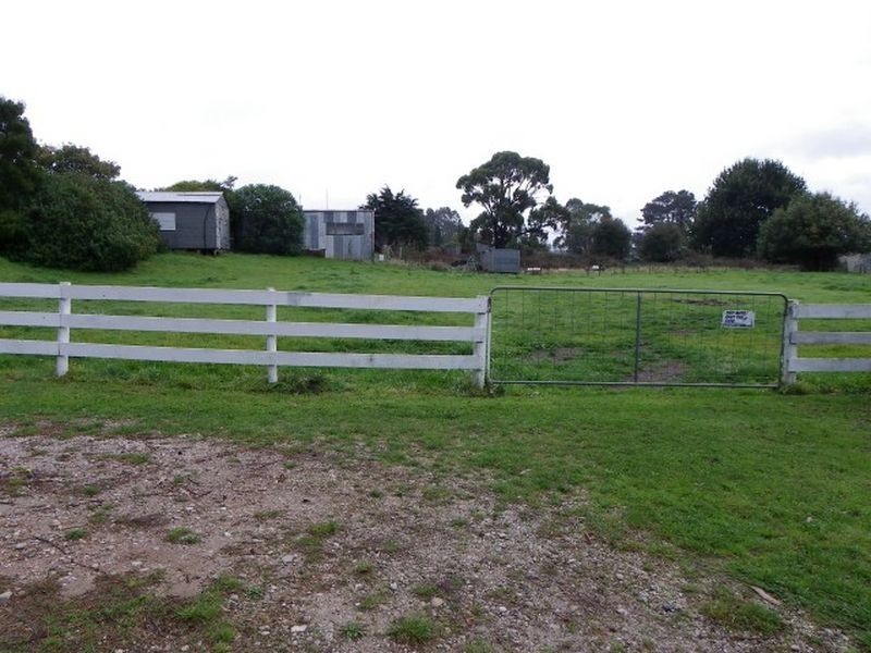 16796 Bass Highway, Flowerdale TAS 7325