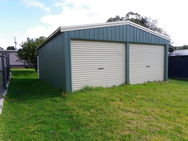 6 Kenelm Avenue, Sisters Beach TAS 7321