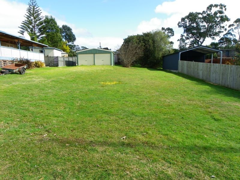 6 Kenelm Avenue, Sisters Beach TAS 7321