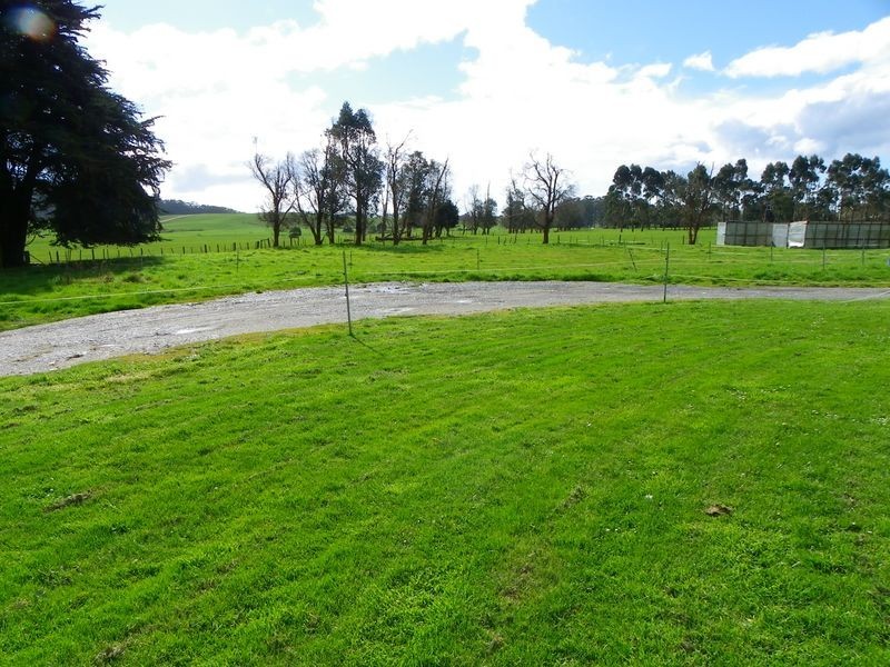 17566 Bass Highway, Boat Harbour TAS 7321