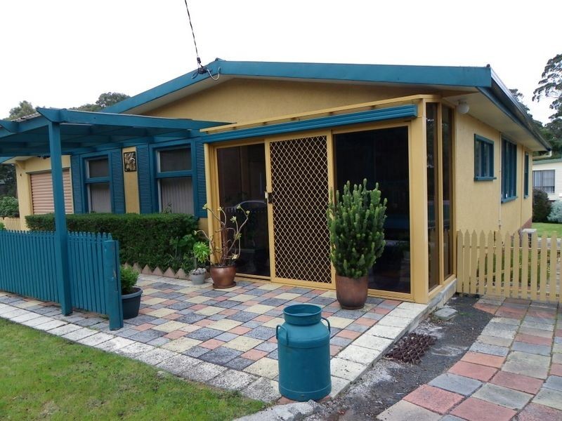 4 Honeysuckle Avenue, Sisters Beach TAS 7321