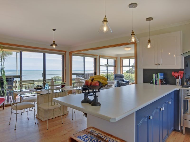 66 Old Bass Highway, Wynyard TAS 7325