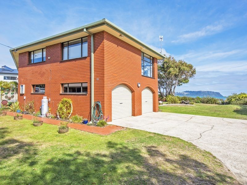 66 Old Bass Highway, Wynyard TAS 7325