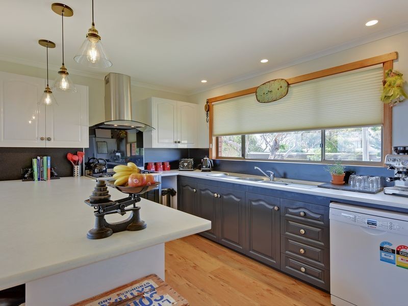 66 Old Bass Highway, Wynyard TAS 7325