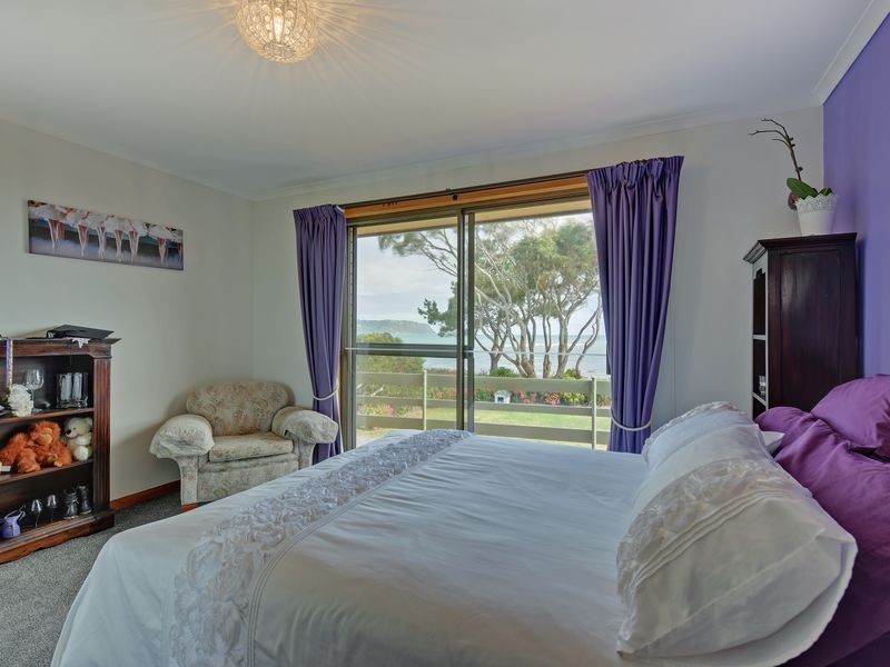 66 Old Bass Highway, Wynyard TAS 7325