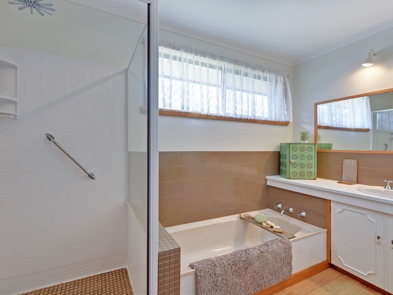 66 Old Bass Highway, Wynyard TAS 7325