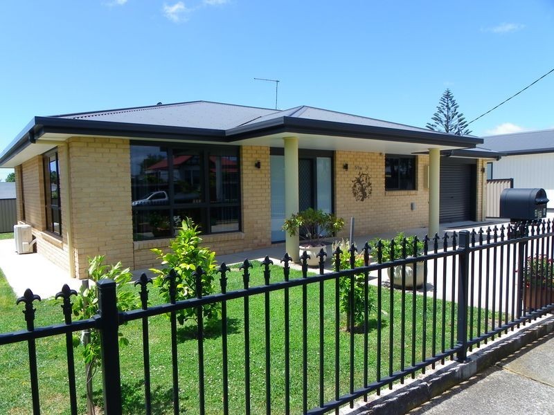 2/57a Saunders Street, Wynyard TAS 7325