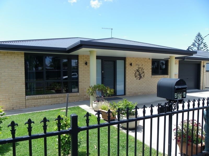 2/57a Saunders Street, Wynyard TAS 7325