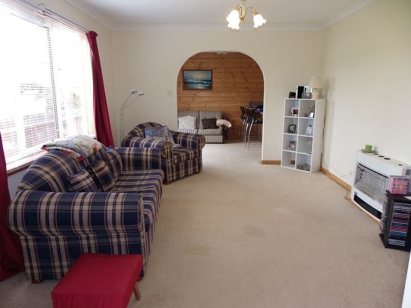 6 Old Cam Road, Somerset TAS 7322