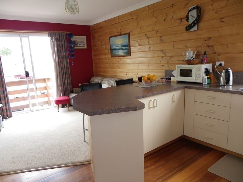 6 Old Cam Road, Somerset TAS 7322
