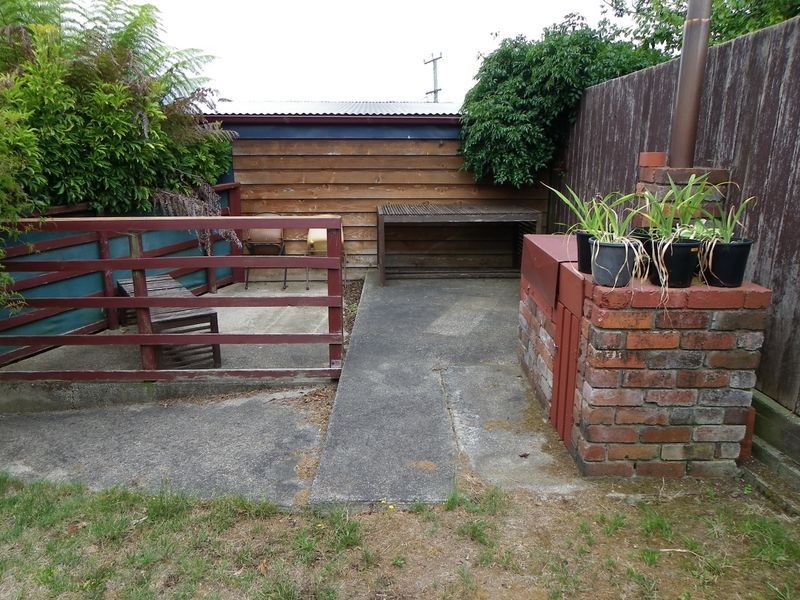 6 Old Cam Road, Somerset TAS 7322