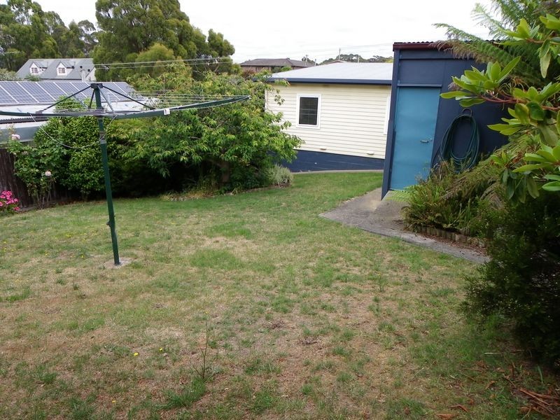 6 Old Cam Road, Somerset TAS 7322