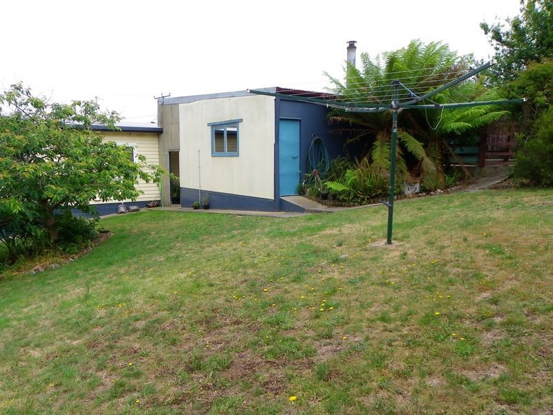 6 Old Cam Road, Somerset TAS 7322