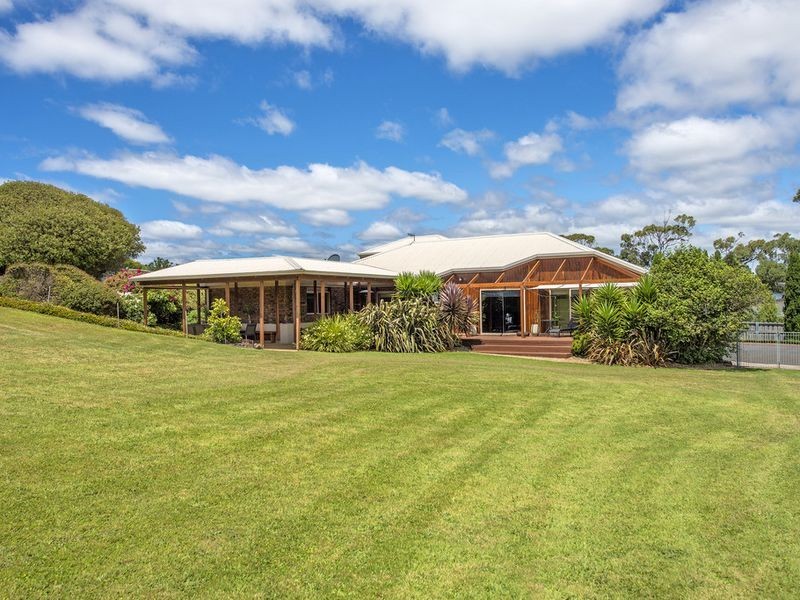 42 Freestone Crescent, Wynyard TAS 7325