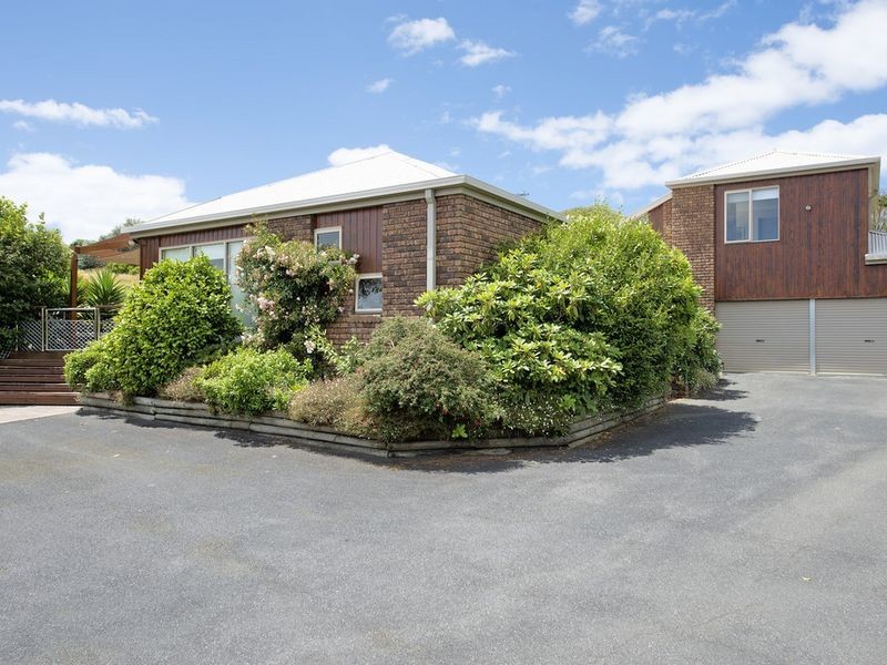 42 Freestone Crescent, Wynyard TAS 7325