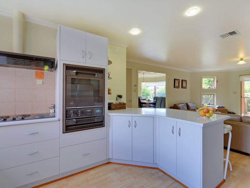 42 Freestone Crescent, Wynyard TAS 7325