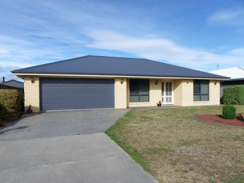 8 Katelyn Drive, Wynyard TAS 7325
