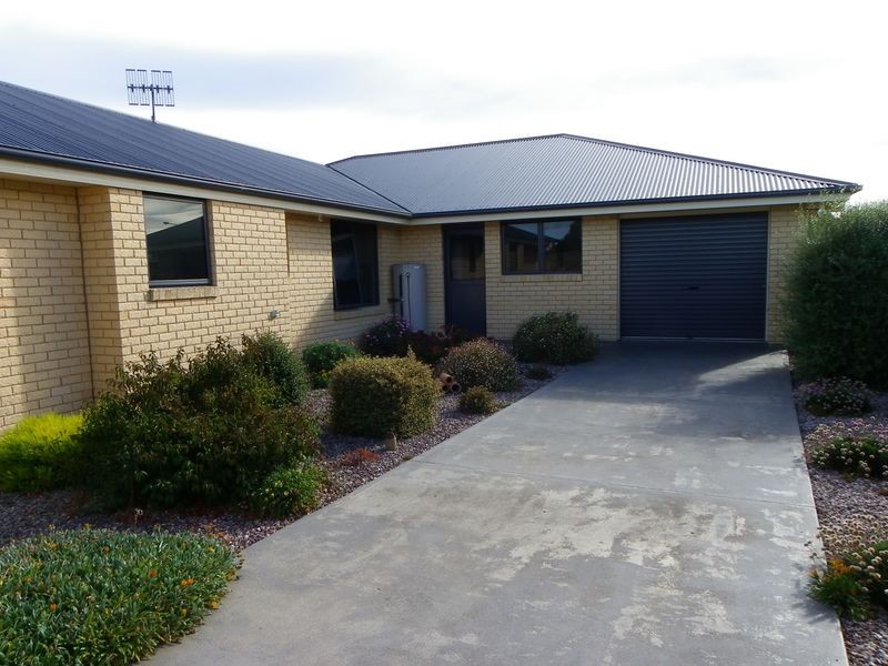8 Katelyn Drive, Wynyard TAS 7325