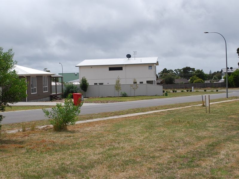 . Serrata Crescent, Sisters Beach TAS 7321