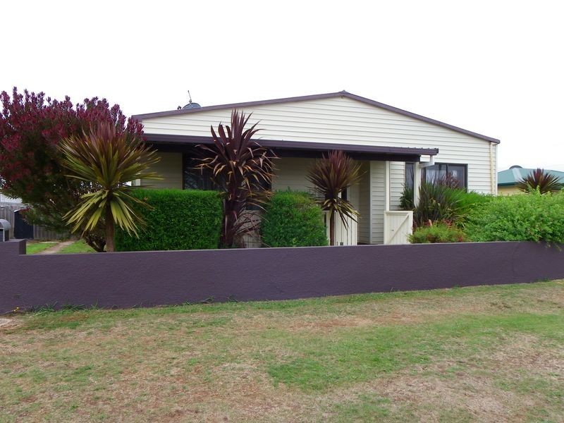 36 Quiggin Street, Wynyard TAS 7325
